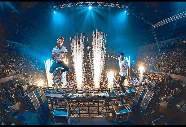 Image result for chainsmokers concert