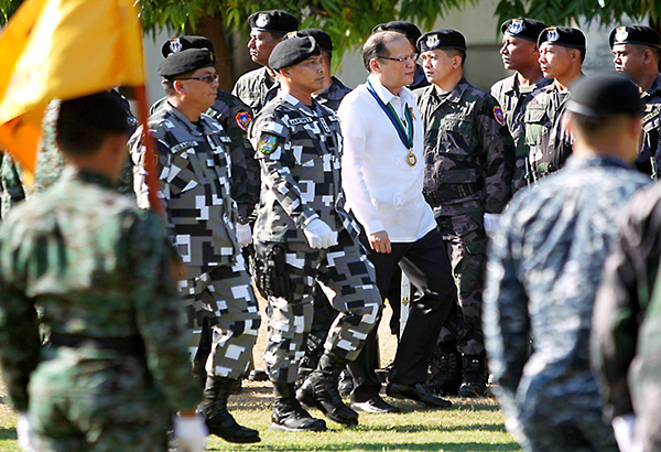 http://media.philstar.com/images/the-philippine-star/headlines/20150311/President-Aquino-with-PSG-8.jpg