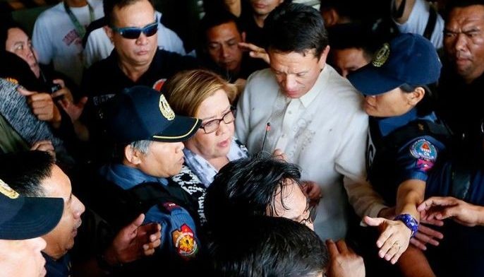 De Lima surrenders to CIDG