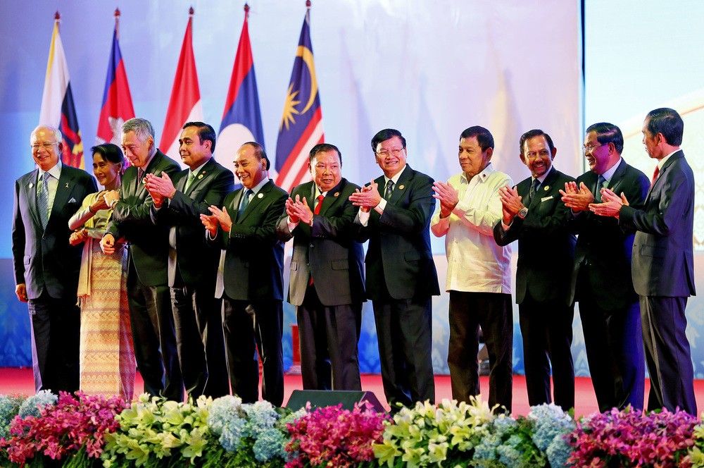 10 leaders expected to attend ASEAN summit in Manila