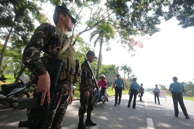 Duterte, security cluster  study martial law extention