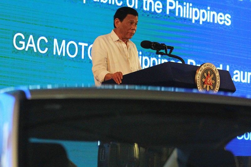 Duterte: â��Corrupt officials should  be stripped of dignityâ��