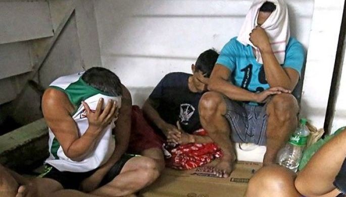 2 cops nabbed for beating up 5 males