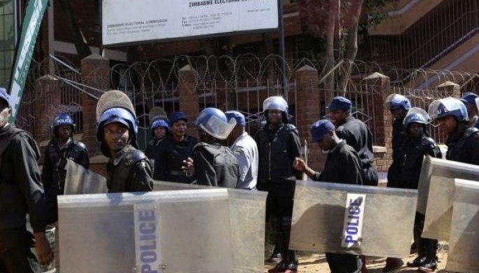 Zimbabwe says presidential election results 'very soon'
