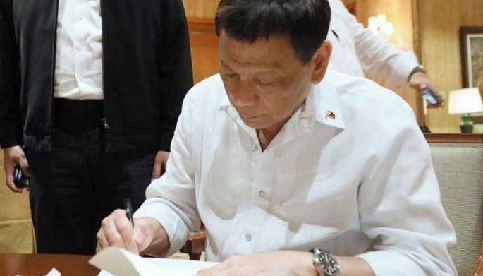 Duterte signs law on safe payment systems