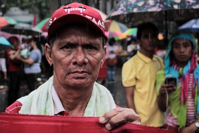Don't demonize striking workers, Duterte told