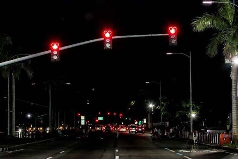 MMDA, Disney team up on Mickey Mouse traffic lights