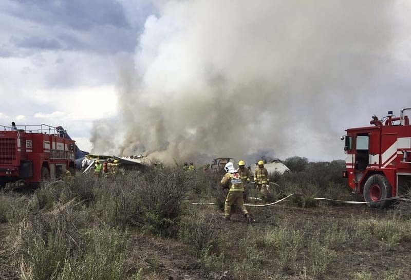 Airliner crashes in northern Mexico; no deaths, 37 injured