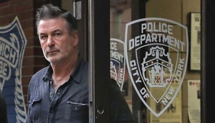 Alec Baldwin charged with assault in alleged parking dispute