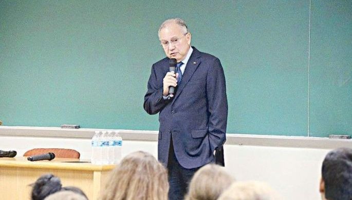 Sharing the art of diplomacy