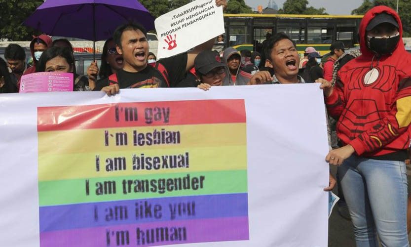 Research warns Indonesia gay bashing is fueling HIV epidemic