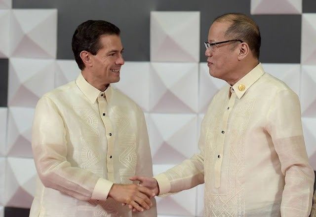 Mexico's Nieto kept his Barong Tagalog from APEC 2015