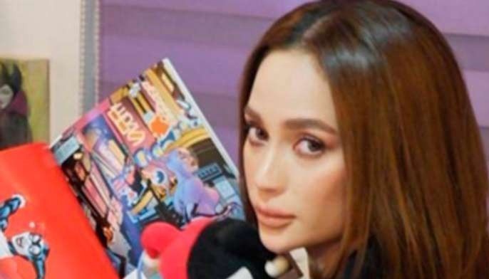 Arci nairita nang marinig ang pangalan ni Erich?!