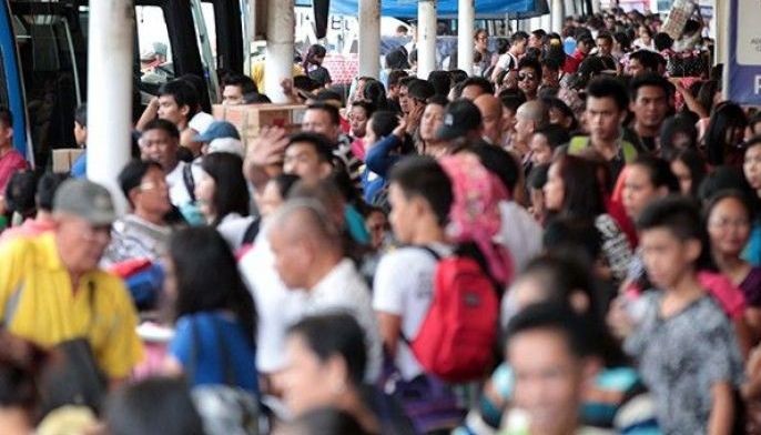 Mas maraming Pinoy ayaw sa RevGov