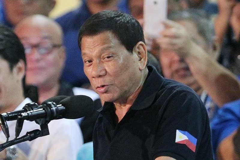 5 pang opisyal sisibakin ni Duterte