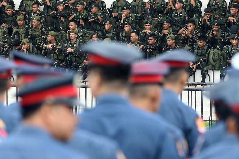 Kulang sa koordinasyon, sanhi ng police-military clash