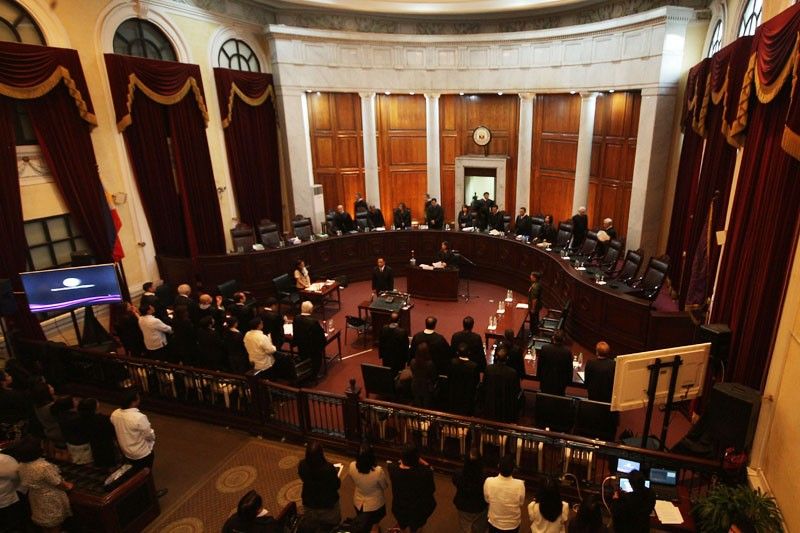 13 justices na nagpa-âindefinite leaveâ kay Sereno pinangalanan