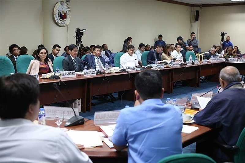 Mayorya ng Senado lumagda sa report vs political dynasty