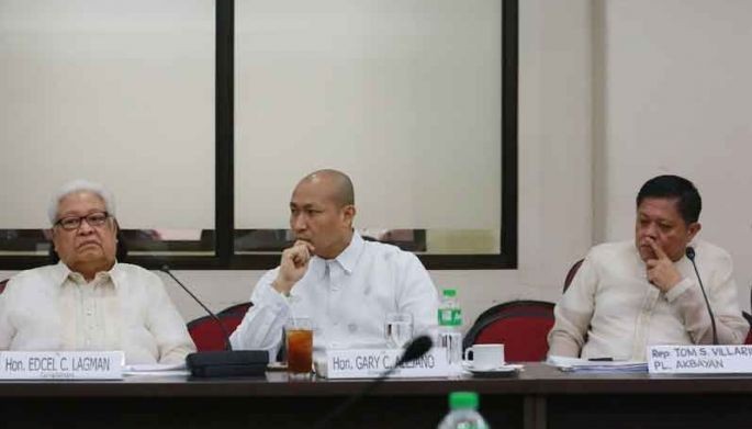 Impeach vs 7 justices &lsquo;sufficient in form&rsquo;