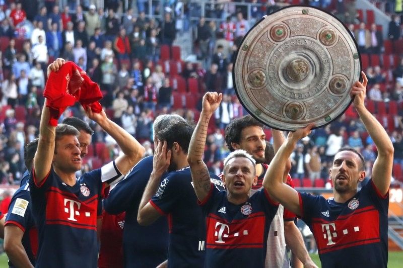 Bayern wins record-extending 6th straight Bundesliga title