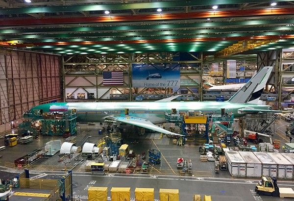 Boeing planes are built in the worldâs largest building