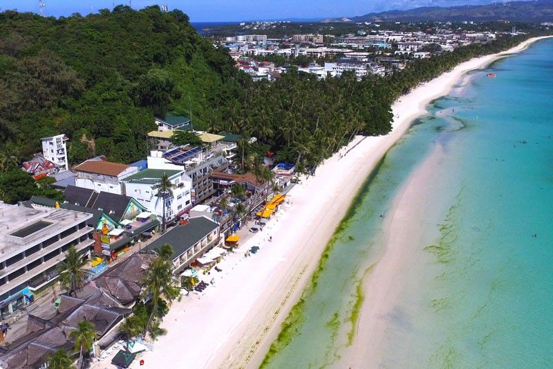 Boracay resort owners kinasuhan ng NBI