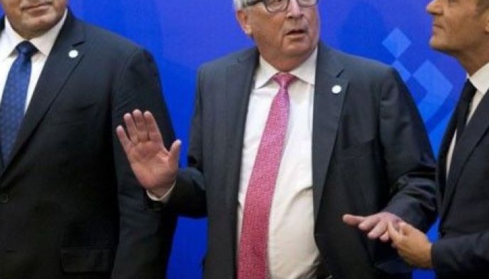EU urges Balkan reform but cool on accepting new members