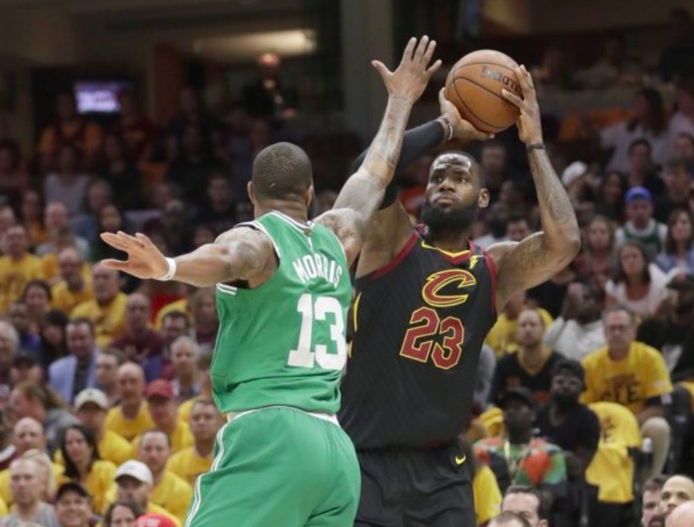 LeBron, Cavs overpower Celtics 116-86 at home in Game 3
