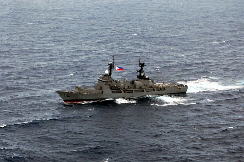 Navy working to retrieve BRP Del Pilar from shoal