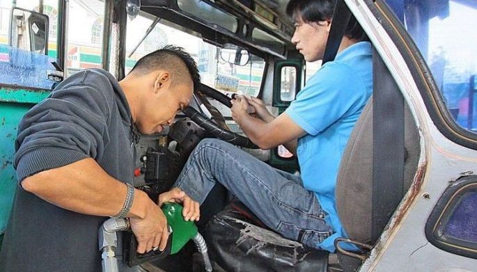 Business group backs additional fuel excise tax