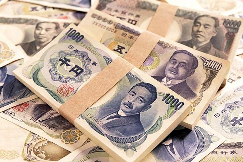 Bond sale lifts forex reserves in August