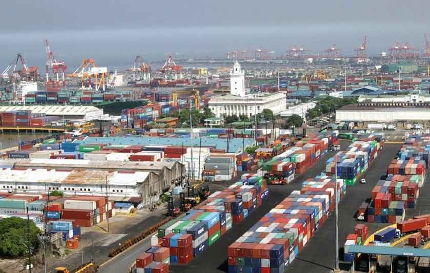 Trade gap widens to $18.9 billion in first half of 2018