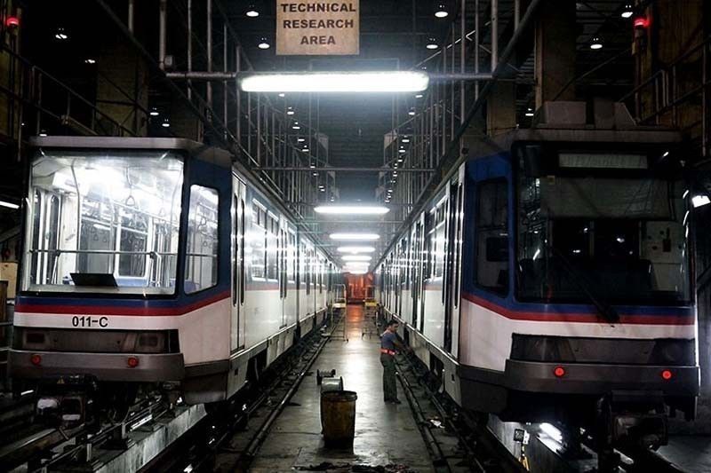 MRT-3 clarifies overstay fee after viral post