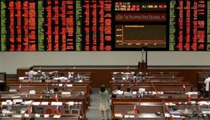 Investors unload stocks on fears of global trade war