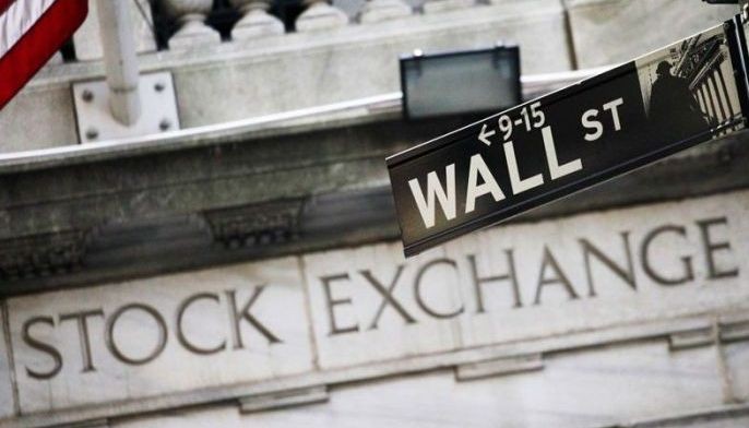 Index ends at year-low as Wall Street tumbles