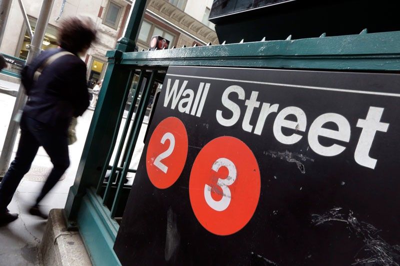 Index snaps 5-day gains on Wall St losses