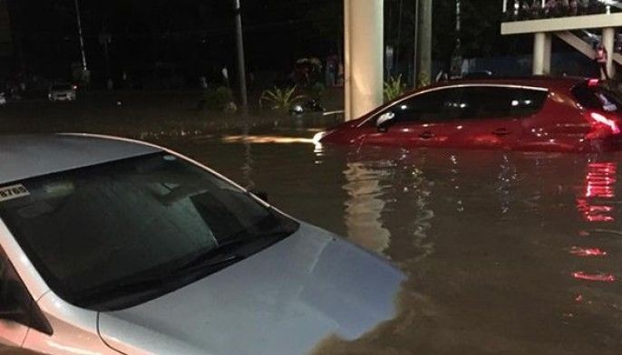 Heavy flooding hits Cagayan de Oro City