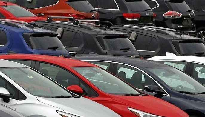 US factories expand at slower pace in April