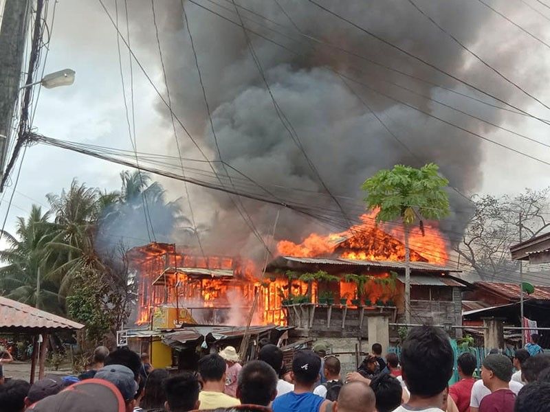 15 houses, buildings gutted by fire in Carcar
