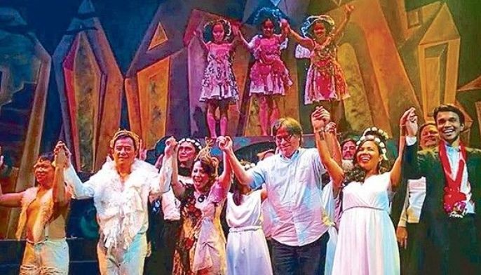 Carlitos&rsquo; &lsquo;liberating&rsquo; theater debut