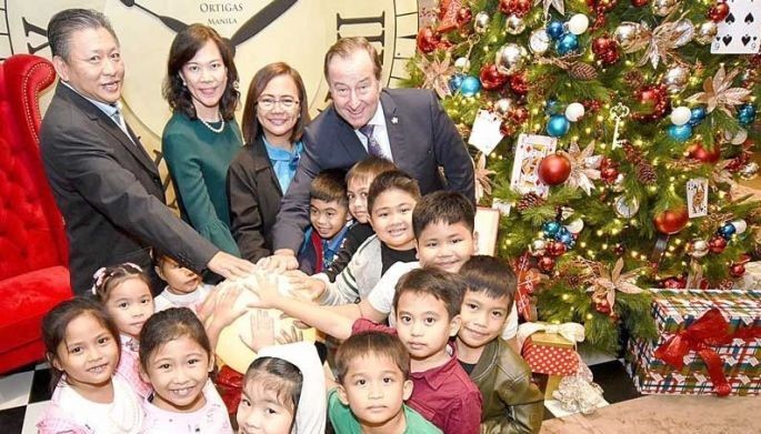 Lighting the Whimsical Winterland @ Marco Polo Ortigas Manila