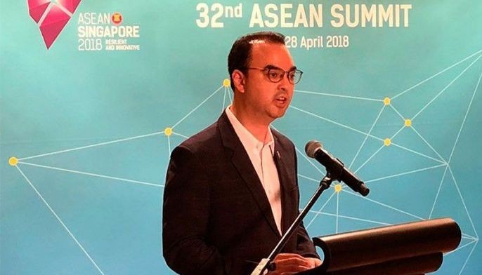 Cayetano: Don't use DFA, career diplomats on calls for my resignation