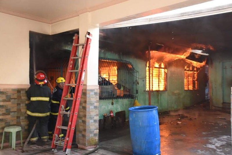 Fire razes 1 house in Busay