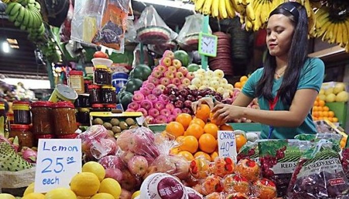 Fruit vendor robbed, loses P20T