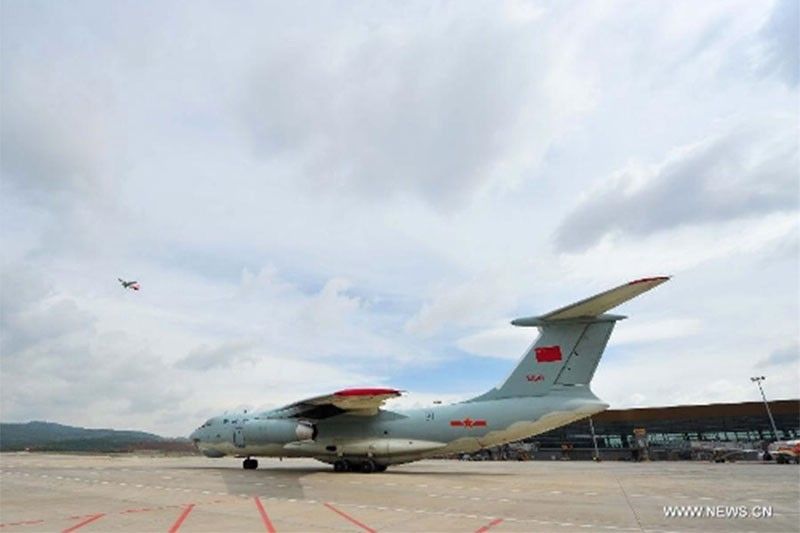 Palace: Chinese military plane only in Davao City to refuel