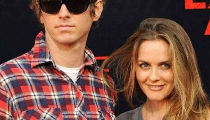Alicia Silverstone divorcing husband of nearly 13 years