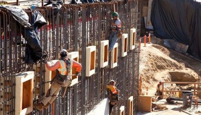 Government spending speeds up in January