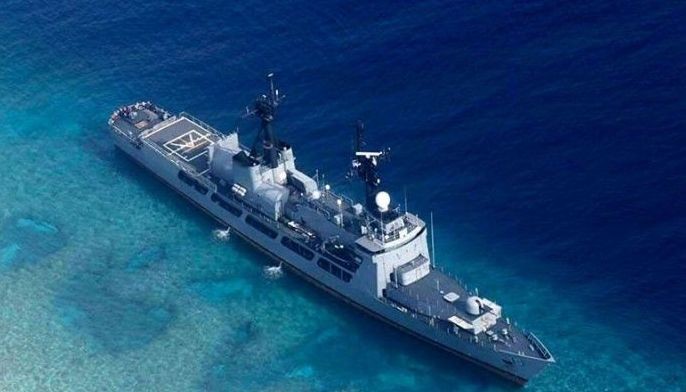 Navy flagship pulled from West Philippine Sea shoal