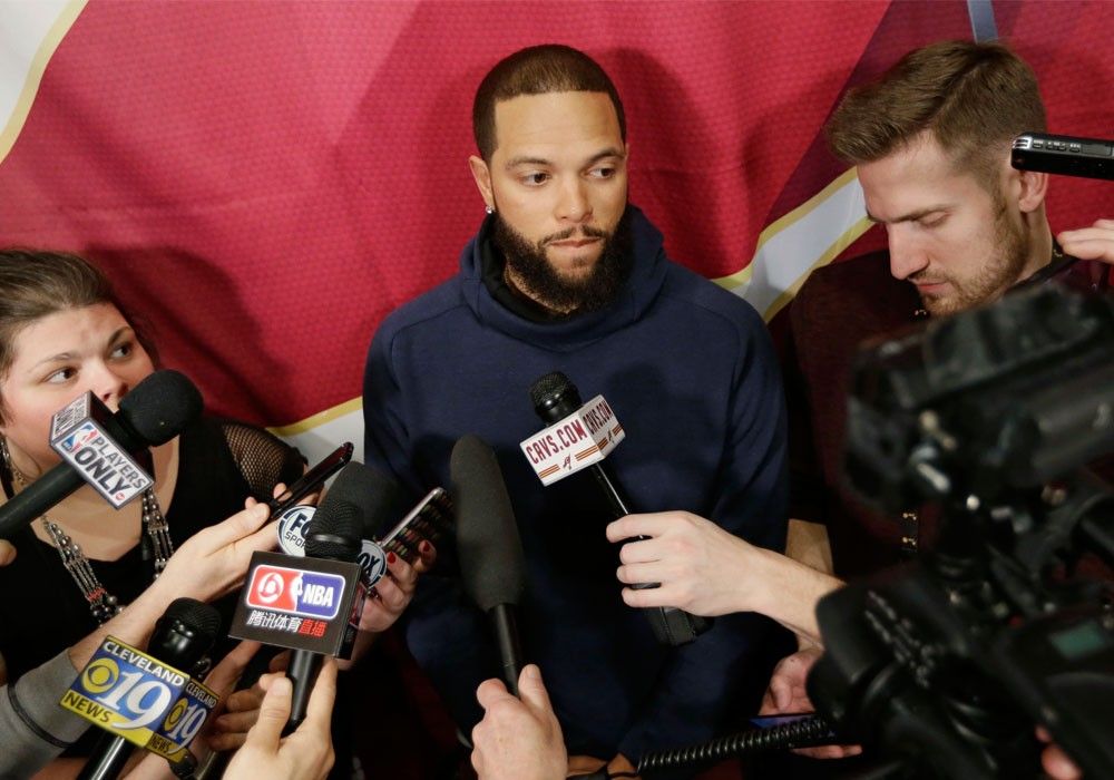 On point: Deron Williams signs with champion Cavaliers