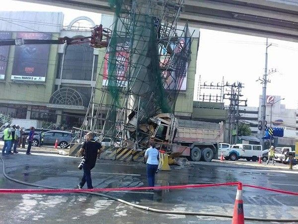Accidents stall traffic along Marcos Highway